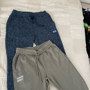 Hurley men’s 2 pairJoggers navy and gray. Men’s small